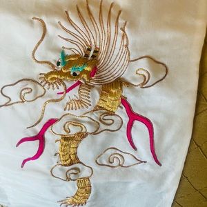 Scarf with dragon metallic threads embroidery. Creamy white